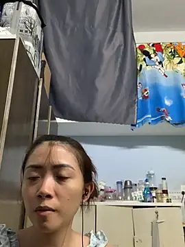 Snapshot of Minee1202 chatting on March 2026 10:20:01 AM Minee1202 online show from March 2026 10:20:01 AM