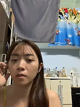 Snapshot of Minee1202 chatting on March 2026 01:32:02 AM Minee1202 online show from March 2026 01:32:02 AM