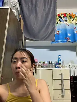 Snapshot of Minee1202 chatting on March 2026 09:14:02 AM Minee1202 online show from March 2026 09:14:02 AM