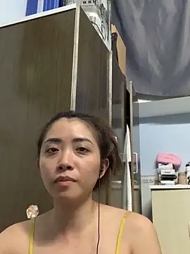 Snapshot of Minee1202 chatting on March 2026 03:11:02 AM Minee1202 online show from March 2026 03:11:02 AM