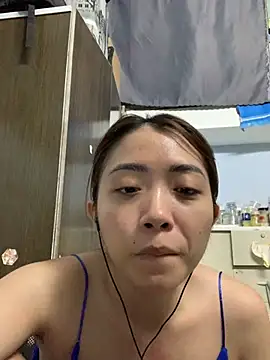 Snapshot of Minee1202 chatting on April 2026 02:53:02 AM Minee1202 online show from April 2026 02:53:02 AM