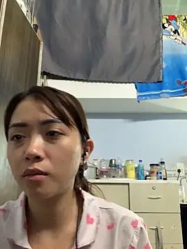 Snapshot of Minee1202 chatting on April 2026 01:16:01 AM Minee1202 online show from April 2026 01:16:01 AM