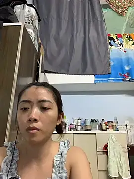 Snapshot of Minee1202 chatting on April 2026 02:40:02 AM Minee1202 online show from April 2026 02:40:02 AM