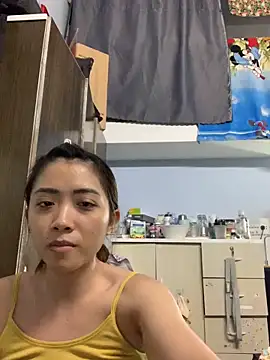 Snapshot of Minee1202 chatting on April 2026 06:27:01 AM Minee1202 online show from April 2026 06:27:01 AM