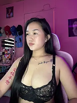 Snapshot of Wynxx chatting on March 2026 07:49:01 AM Wynxx online show from March 2026 07:49:01 AM