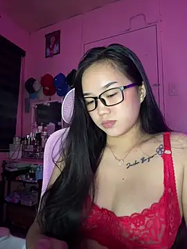 Snapshot of Wynxx chatting on March 2026 04:45:02 PM Wynxx online show from March 2026 04:45:02 PM