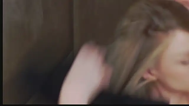 Snapshot of MarilynNova chatting on March 2026 04:27:02 AM MarilynNova online show from March 2026 04:27:02 AM