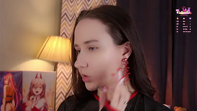 Snapshot of MaudAle chatting on December 2025 01:25:01 AM MaudAle online show from December 2025 01:25:01 AM