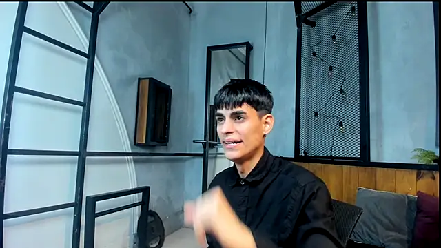 Dani mc1 online show from November 2025 11:32:02 AM