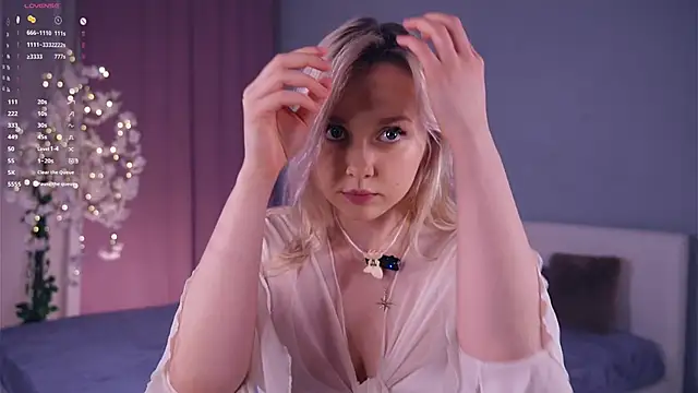 Snapshot of AccaCroyle chatting on April 2026 07:45:01 PM AccaCroyle online show from April 2026 07:45:01 PM