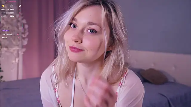 Snapshot of AccaCroyle chatting on April 2026 06:13:02 PM AccaCroyle online show from April 2026 06:13:02 PM