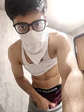 Snapshot of mrmasseur06 chatting on March 2026 07:08:02 PM mrmasseur06 online show from March 2026 07:08:02 PM