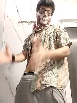Snapshot of mrmasseur06 chatting on May 2026 07:44:02 PM mrmasseur06 online show from May 2026 07:44:02 PM