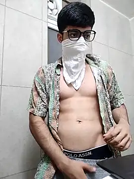 Snapshot of mrmasseur06 chatting on June 2026 07:14:01 PM mrmasseur06 online show from June 2026 07:14:01 PM