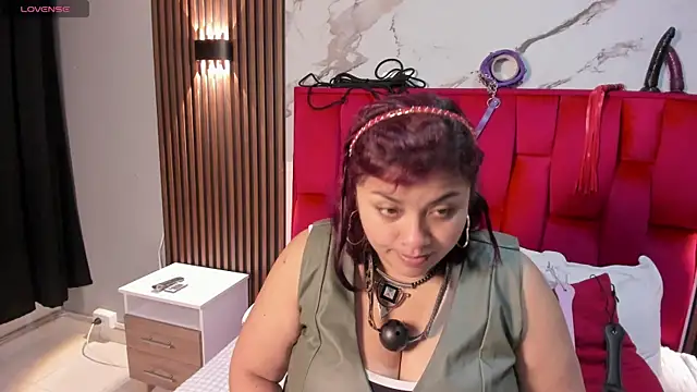 Snapshot of Danna-Sofia chatting on September 2025 03:28:02 AM Danna-Sofia online show from September 2025 03:28:02 AM