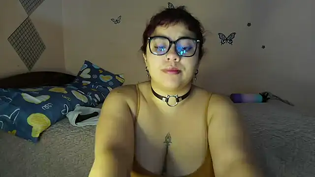 Snapshot of Danna-Sofia chatting on October 2025 04:46:01 AM Danna-Sofia online show from October 2025 04:46:01 AM