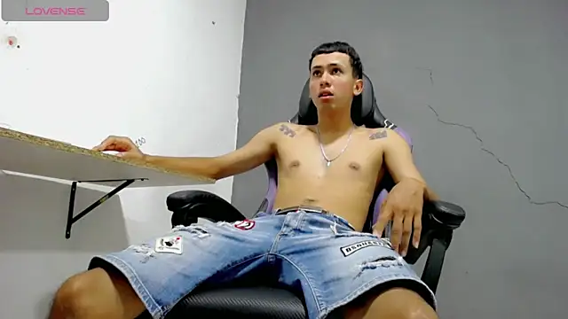 Damien 444 online show from April 2026 08:28:02 PM