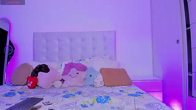 Baby Steff online show from September 2025 12:58:02 AM