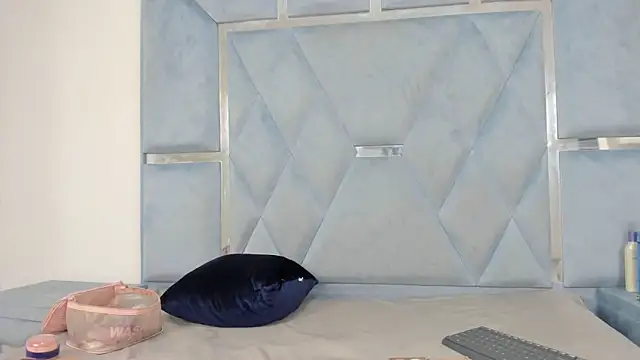 Snapshot of daizasm chatting on December 2025 12:44:02 PM daizasm online show from December 2025 12:44:02 PM