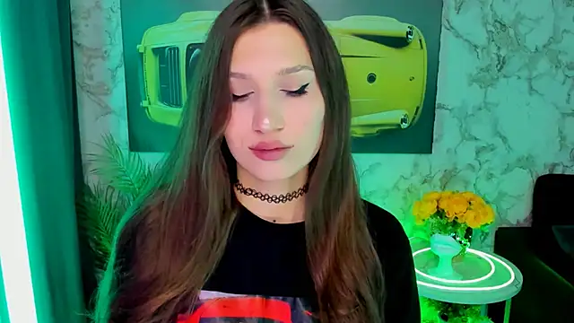 Snapshot of Mollyinyourmind chatting on April 2026 10:27:01 PM Mollyinyourmind online show from April 2026 10:27:01 PM