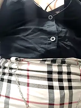 Snapshot of AMATISTA__16 chatting on March 2026 12:20:01 PM AMATISTA 16 online show from March 2026 12:20:01 PM