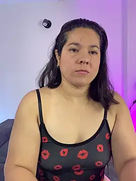 Snapshot of leiablack chatting on October 2025 10:12:02 AM leiablack online show from October 2025 10:12:02 AM