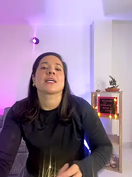 Snapshot of leiablack chatting on October 2025 11:31:02 AM leiablack online show from October 2025 11:31:02 AM