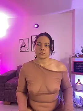 Snapshot of leiablack chatting on November 2025 11:43:01 AM leiablack online show from November 2025 11:43:01 AM