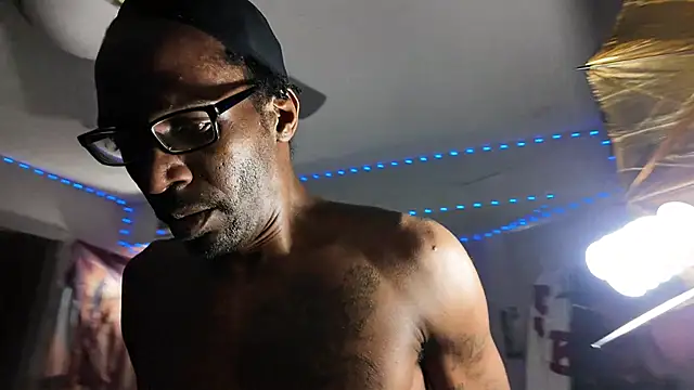 Triggerhappycj100 online show from March 2026 08:53:01 AM