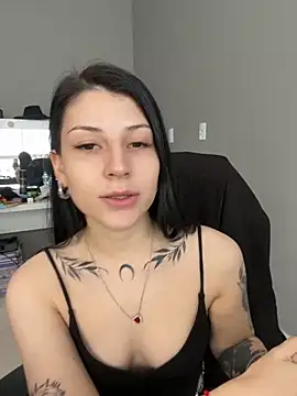 Snapshot of Privad_ravenna chatting on October 2025 03:02:01 PM Privad ravenna online show from October 2025 03:02:01 PM