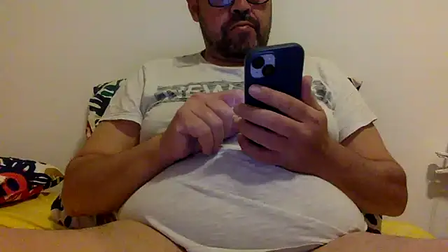 Snapshot of steve669_hot chatting on October 2025 07:45:02 PM steve669 hot online show from October 2025 07:45:02 PM