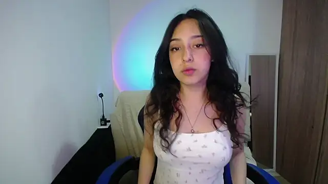 Snapshot of immisssilver chatting on September 2025 09:52:02 PM immisssilver online show from September 2025 09:52:02 PM