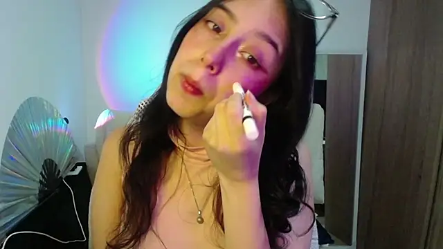 Snapshot of immisssilver chatting on October 2025 02:28:02 AM immisssilver online show from October 2025 02:28:02 AM