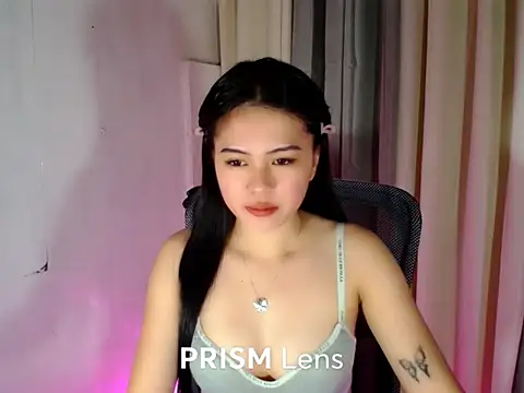 Snapshot of Urasian_ladybug chatting on February 2026 05:16:01 PM Urasian ladybug online show from February 2026 05:16:01 PM