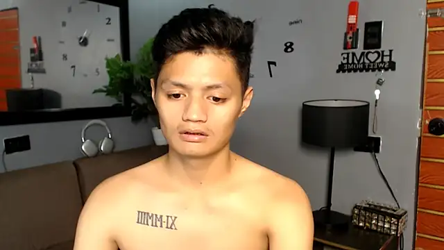 LucasSoYummyy online show from November 2025 09:58:01 AM