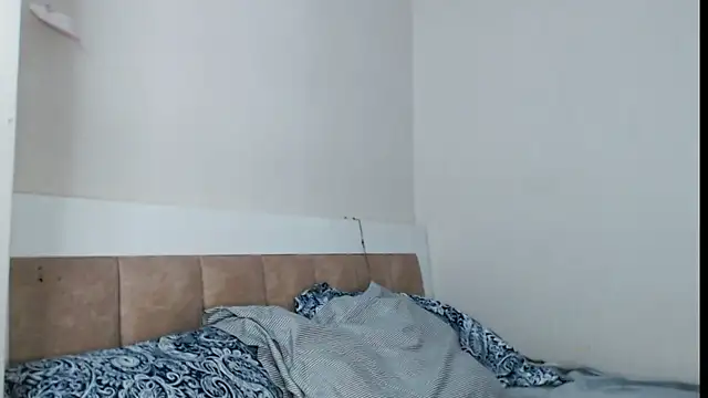 Snapshot of Pizda-Drozda chatting on September 2025 11:08:01 PM Pizda-Drozda online show from September 2025 11:08:01 PM