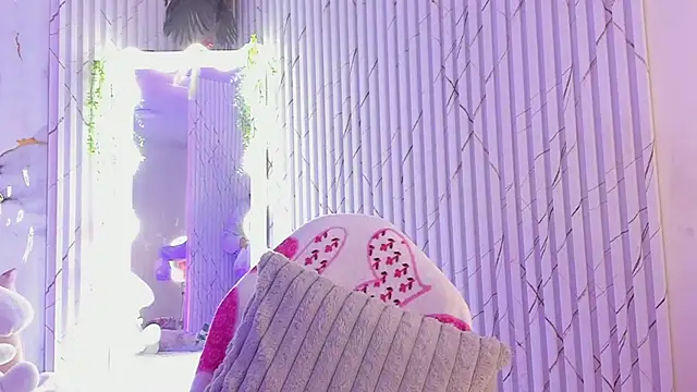 Naomy tay1 online show from April 2026 03:17:01 AM