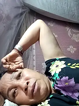 Mamapm20 online show from September 2025 02:20:01 PM