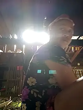 Mamapm20 online show from September 2025 03:54:01 AM