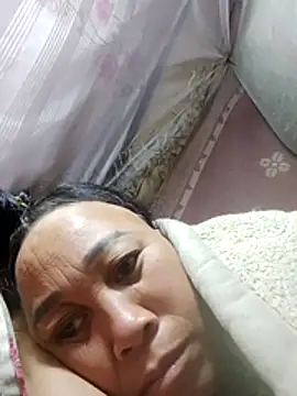 Snapshot of Mamapm20 chatting on December 2025 09:56:02 PM Mamapm20 online show from December 2025 09:56:02 PM