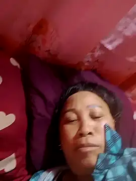 Snapshot of Mamapm20 chatting on December 2025 09:20:01 PM Mamapm20 online show from December 2025 09:20:01 PM