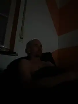 DrLongDongziehtblank online show from May 2026 11:43:01 PM