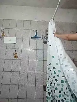 Snapshot of Auroraluna_- chatting on March 2026 08:46:01 PM Auroraluna - online show from March 2026 08:46:01 PM