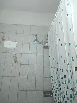 Snapshot of Auroraluna_- chatting on March 2026 10:27:01 PM Auroraluna - online show from March 2026 10:27:01 PM