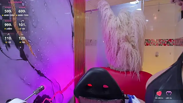 Snapshot of megann__up chatting on March 2026 07:38:01 AM megann up online show from March 2026 07:38:01 AM