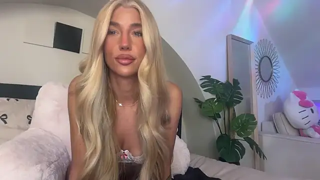 Snapshot of KENNIEXROSE chatting on March 2026 11:54:02 PM KENNIEXROSE online show from March 2026 11:54:02 PM