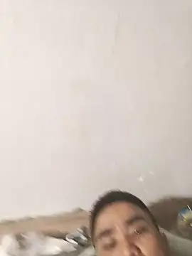 HoangNam20x online show from December 2025 01:28:02 PM