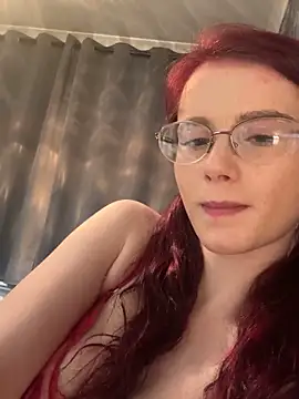 Snapshot of raen001 chatting on January 2026 07:23:01 PM raen001 online show from January 2026 07:23:01 PM