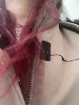 Snapshot of raen001 chatting on February 2026 09:18:02 AM raen001 online show from February 2026 09:18:02 AM