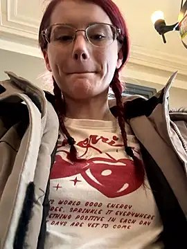 Snapshot of raen001 chatting on March 2026 09:16:01 AM raen001 online show from March 2026 09:16:01 AM